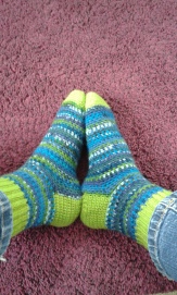 finished-super-sonic-crochet-socks-5